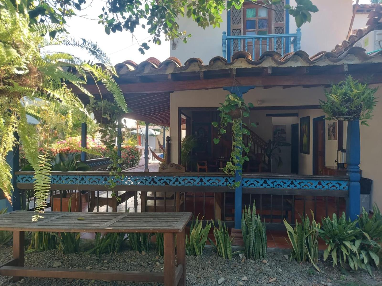 Hotel Y Restaurante Bienmesabe Santa Fe de Antioquia Bagian luar foto