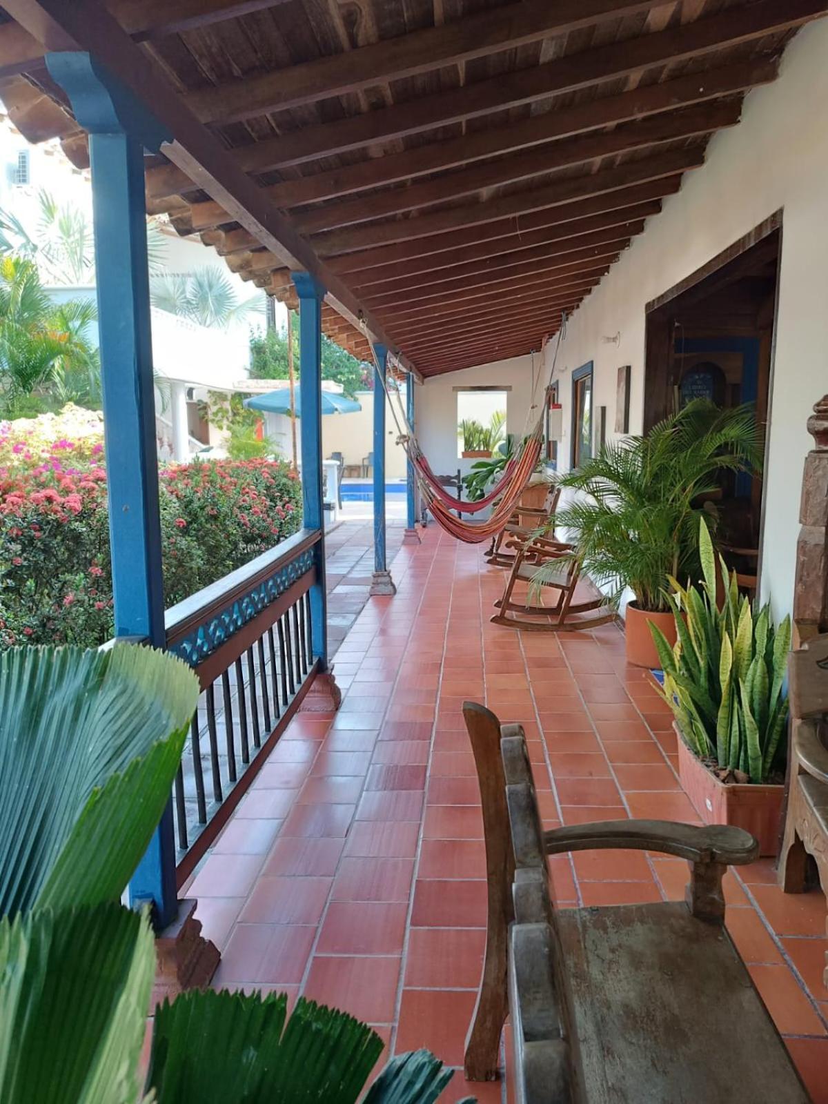 Hotel Y Restaurante Bienmesabe Santa Fe de Antioquia Bagian luar foto