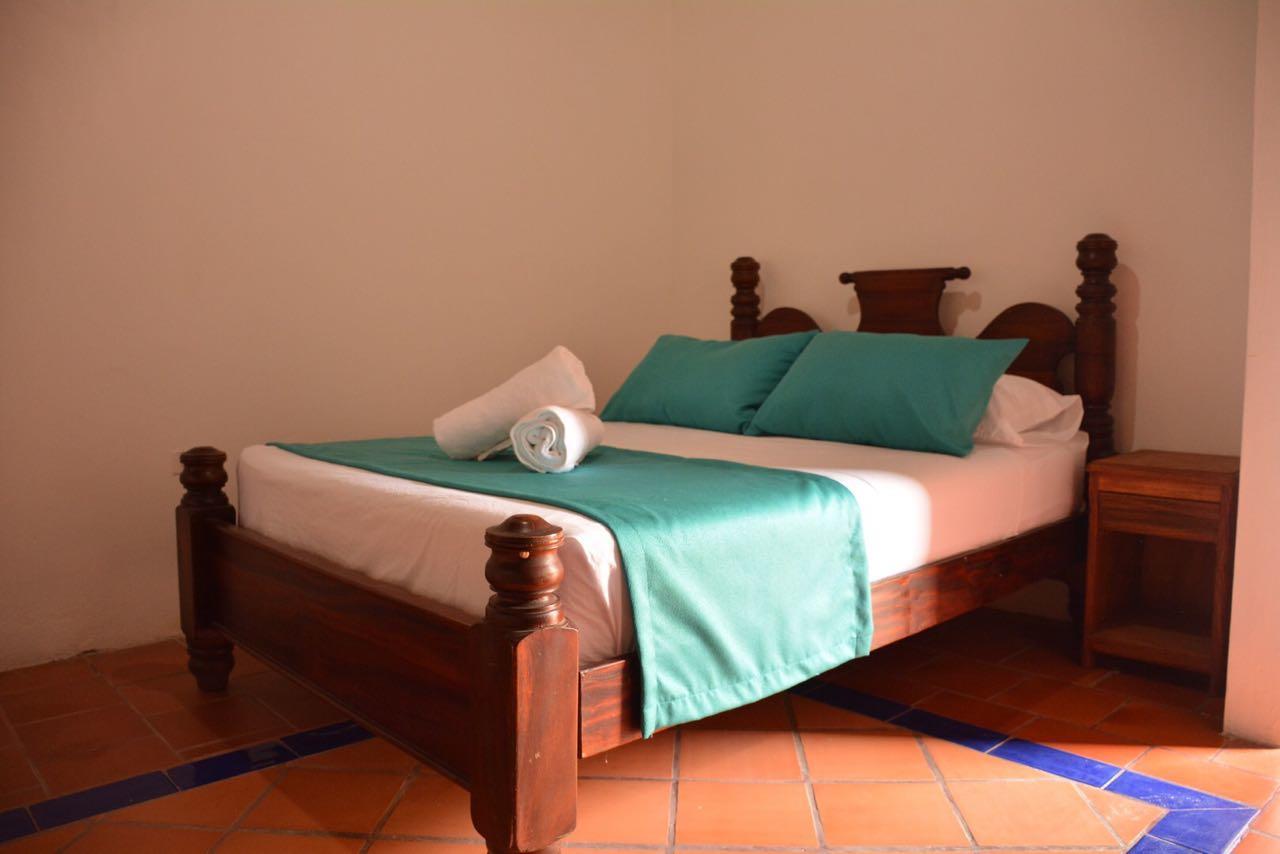 Hotel Y Restaurante Bienmesabe Santa Fe de Antioquia Bagian luar foto