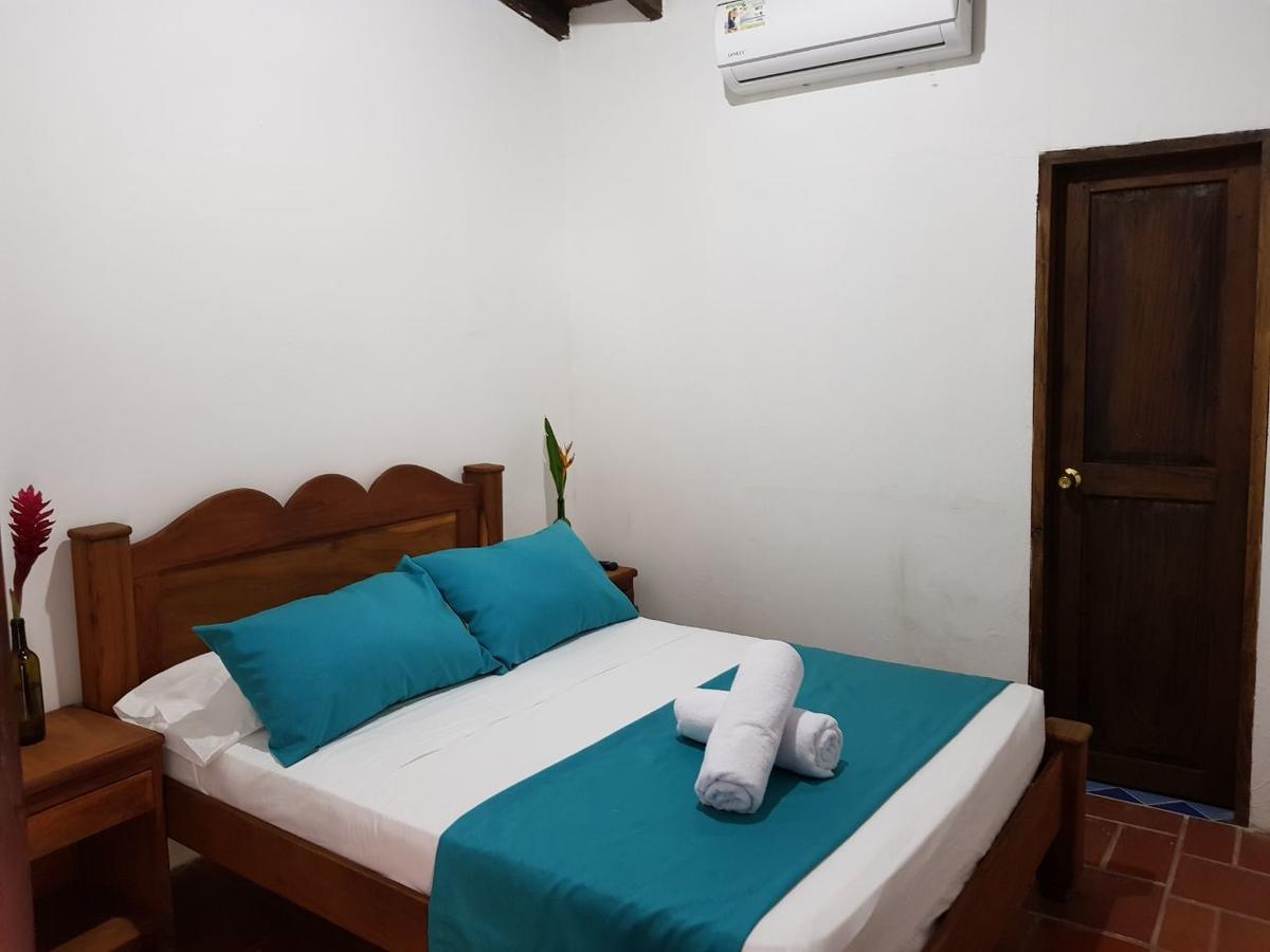 Hotel Y Restaurante Bienmesabe Santa Fe de Antioquia Bagian luar foto